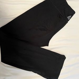2 black sweatpants